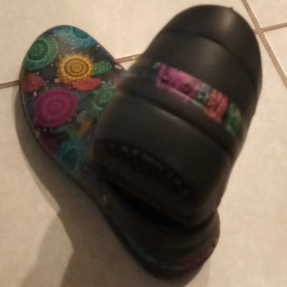 Women Crocs